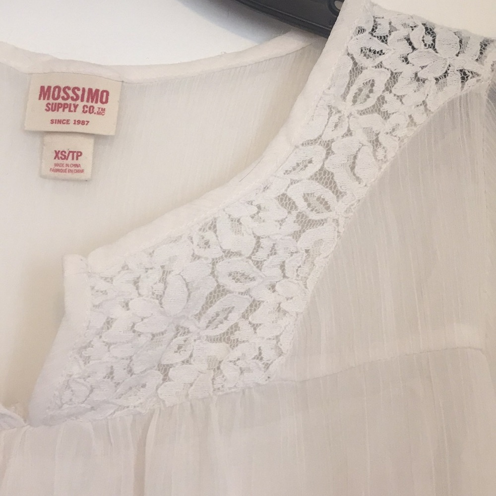 Mossimo Top - Picture 2 of 4